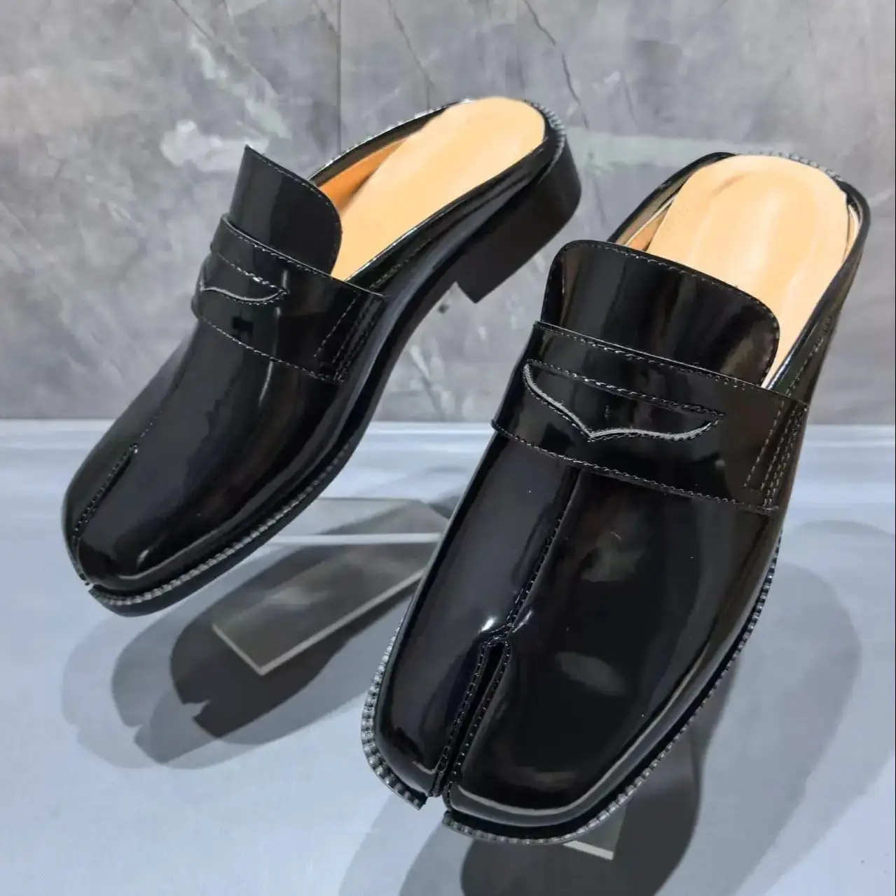Shoes Heels Men - انقسام تو تابي شبشب رجالي الخياطة
