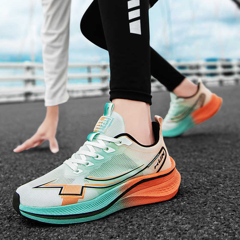 بدون كعب أحذية الثلوج الرجالية - مراجعة Shoes Heels Men وسعره