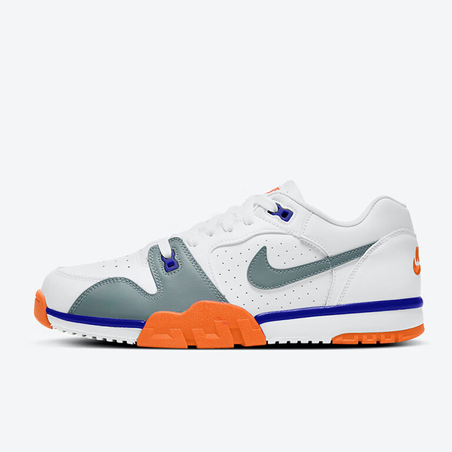 حذاء Nike Authentic CROSS للرج - مراجعة Men Shoes On Sale Nike وسعره